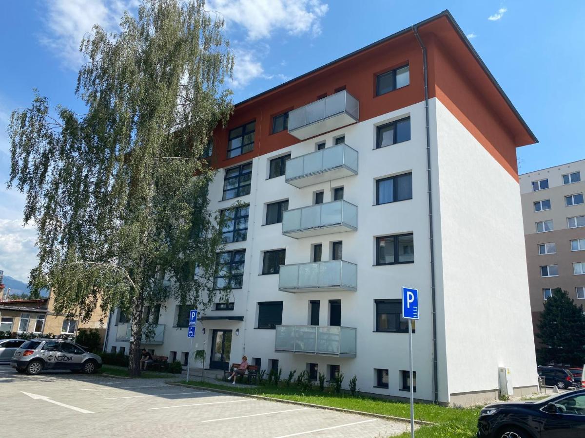 Flexihome Sk - Bellova - Brand New - Neftflix - Private Parking Liptovský Mikuláš エクステリア 写真